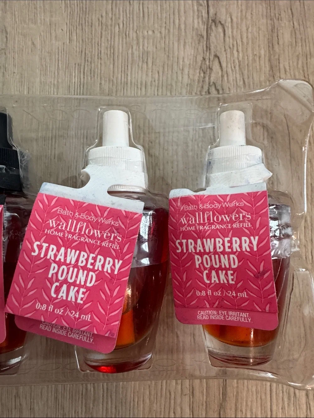 Bath & Body Works Refill Bundle - Strawberry Pound Cake (4)